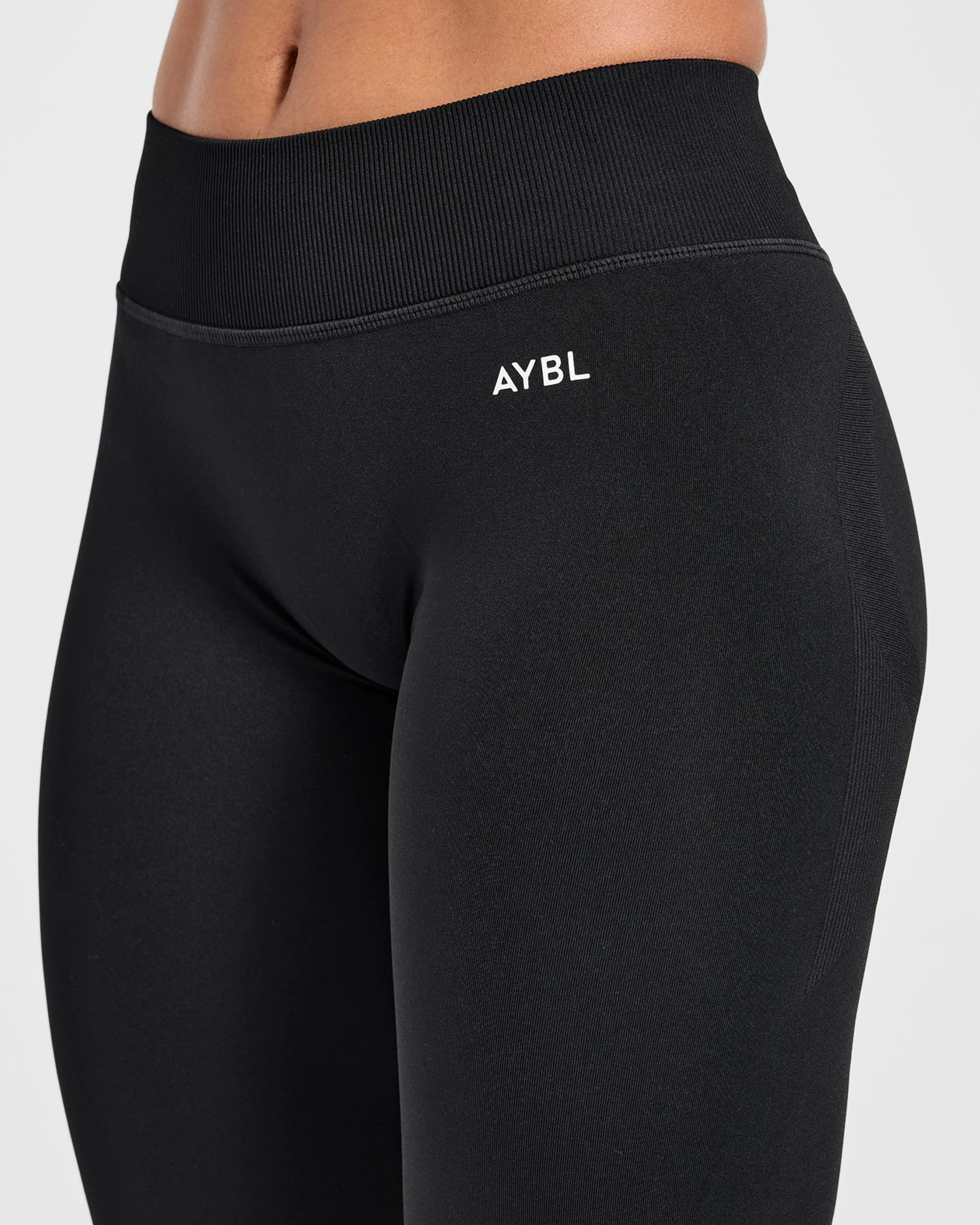Adapt Seamless Flared Leggings - Noir - Image 5