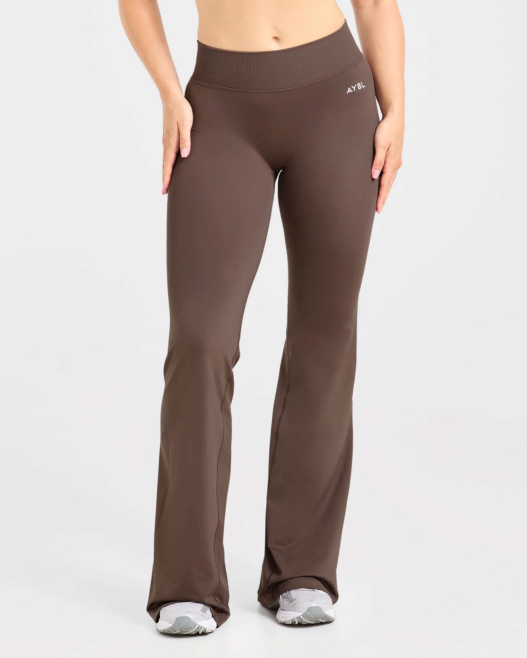 Adapt Seamless Flared Leggings - Marron - Image 2