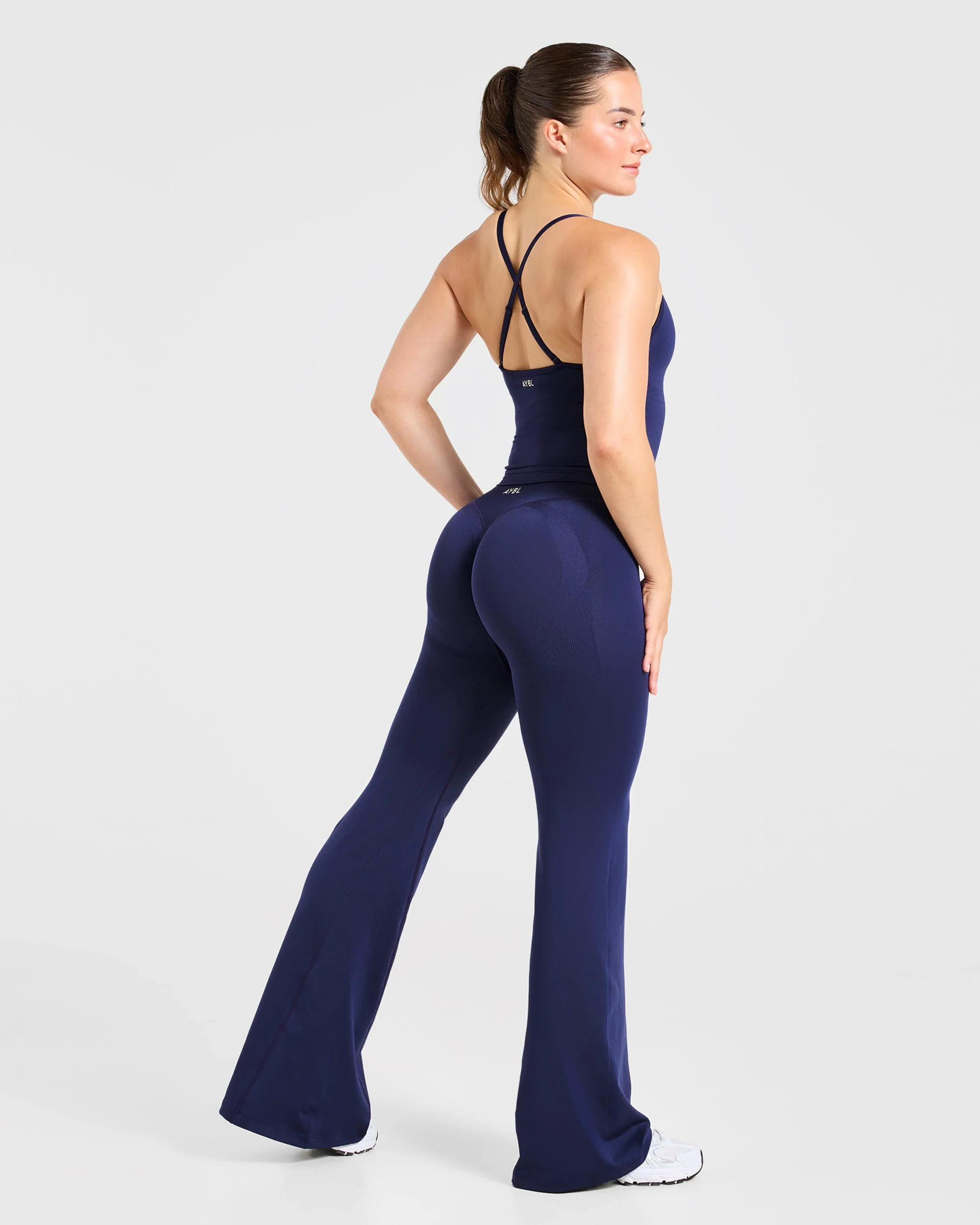 Adapt Seamless Flared Leggings - Deep Navy - Image 4