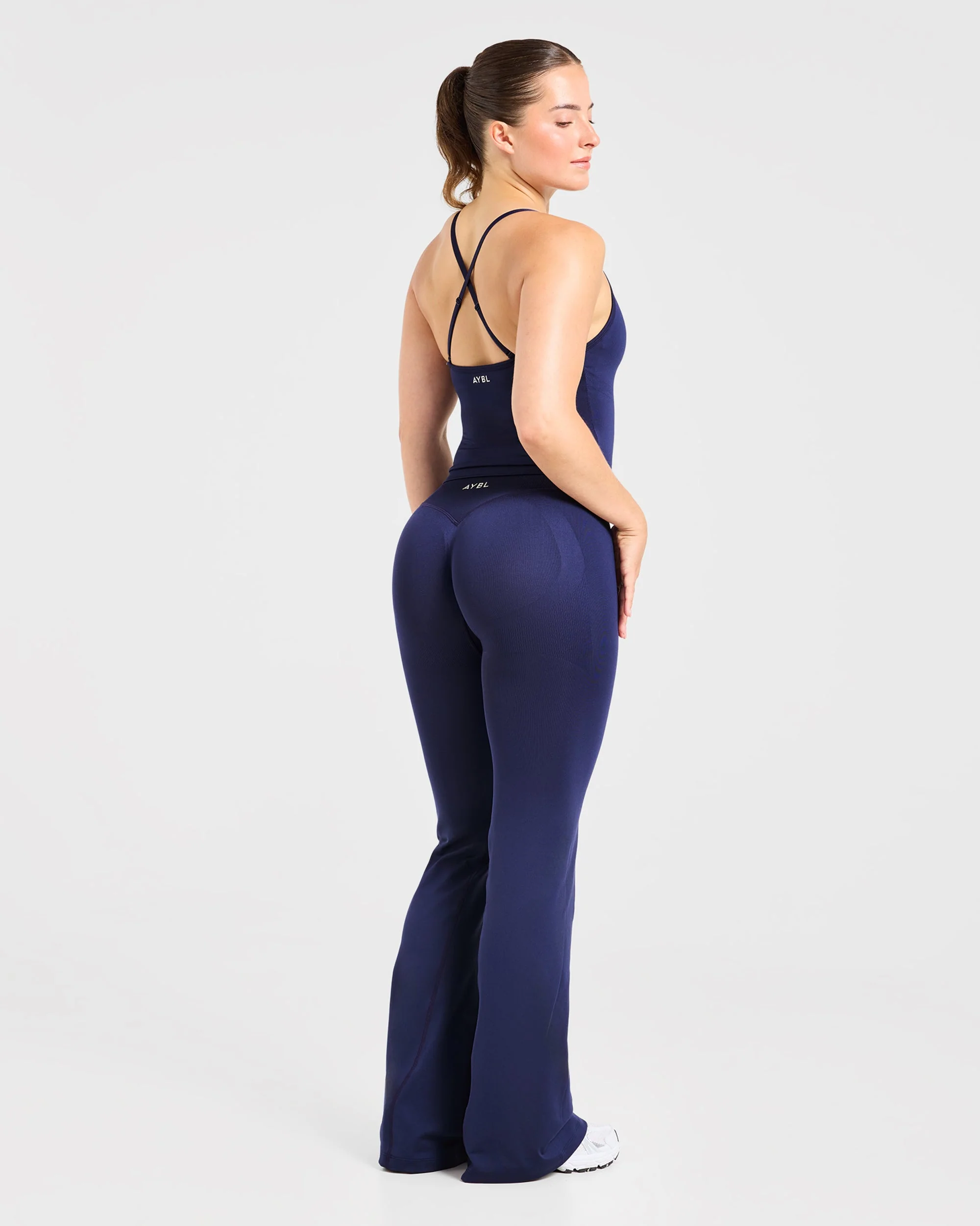 Adapt Seamless Flared Leggings - Deep Navy - Image 7