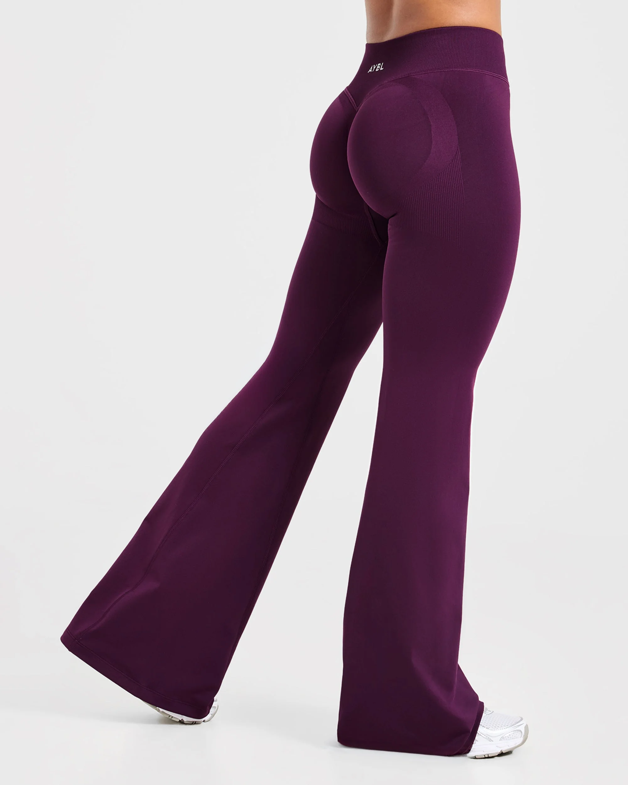 Adapt Seamless Flared Leggings - Midnight Plum