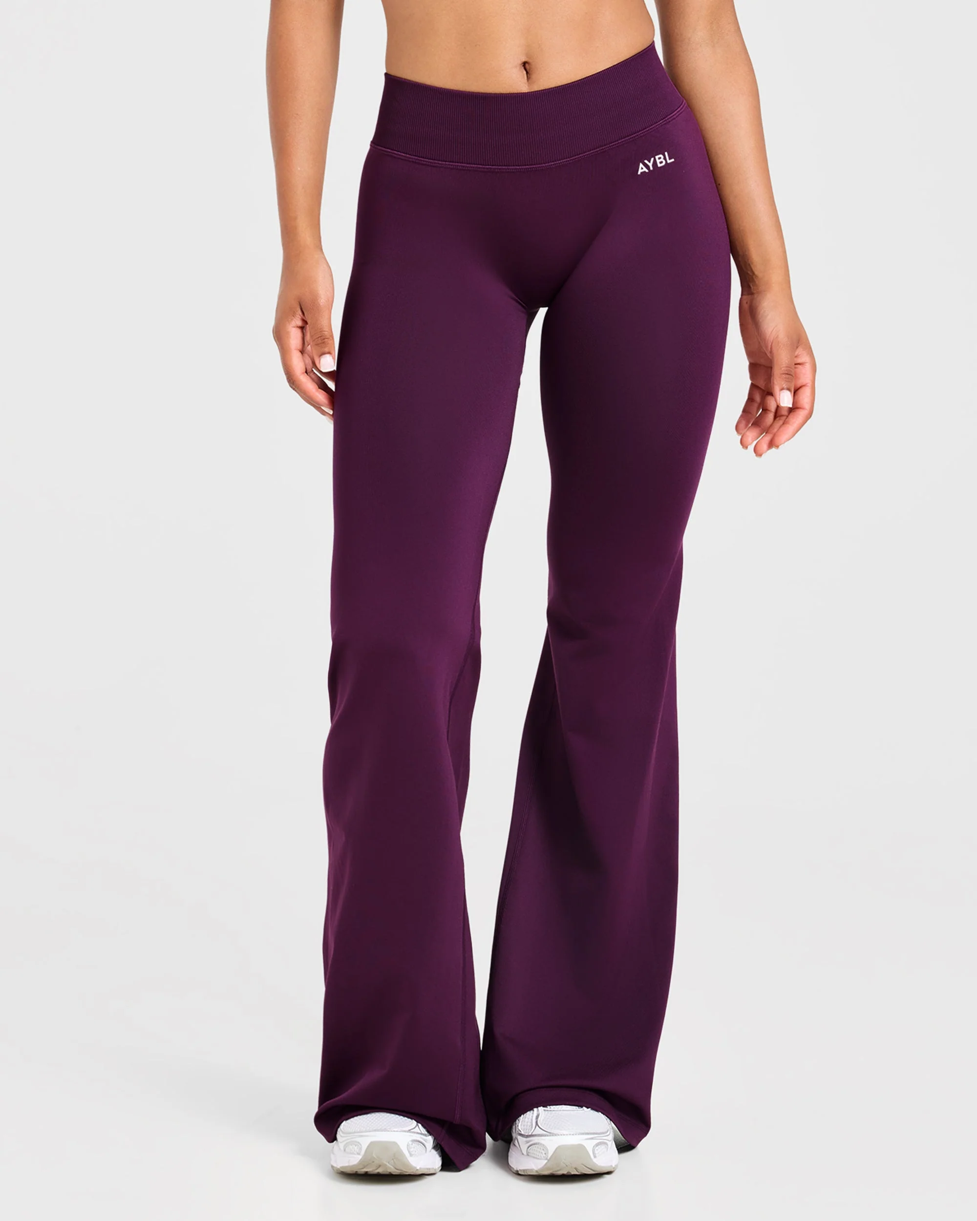 Adapt Seamless Flared Leggings - Midnight Plum - Image 2