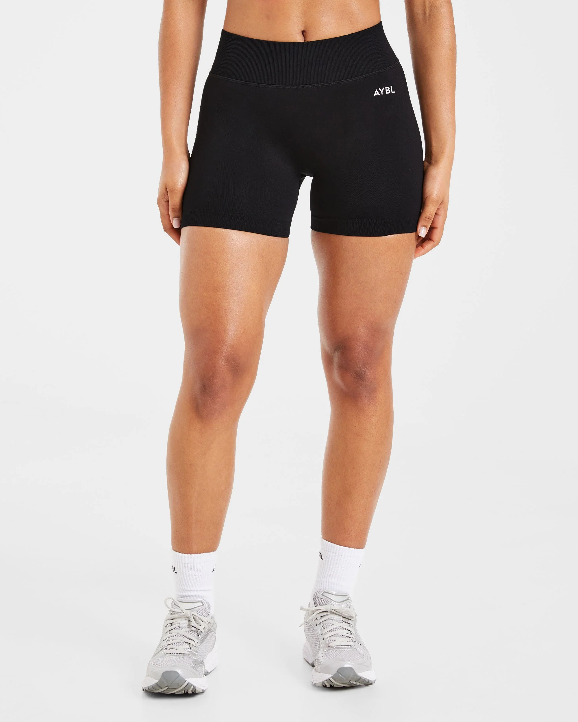 Adapt Seamless Shorts | 4.5" - Noir - Image 2