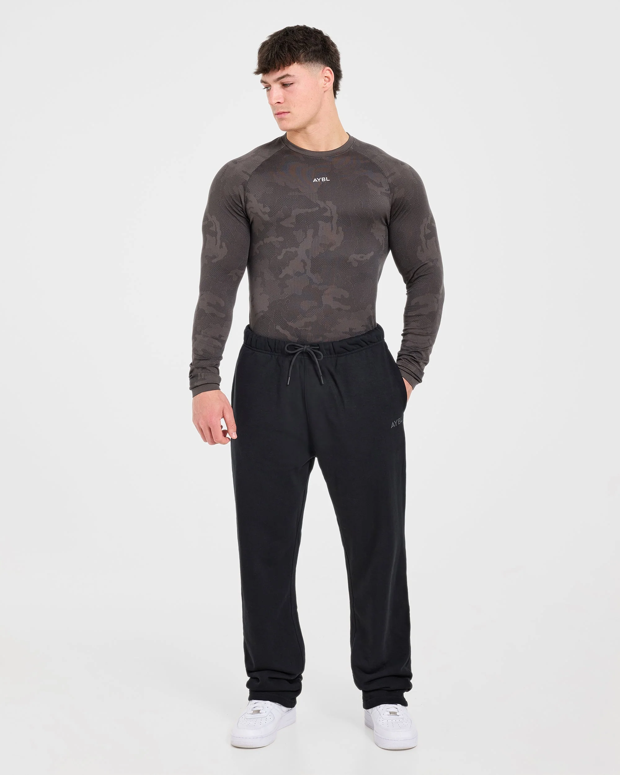 Camo Seamless Long Sleeve T Shirt - Charcoal - Image 3