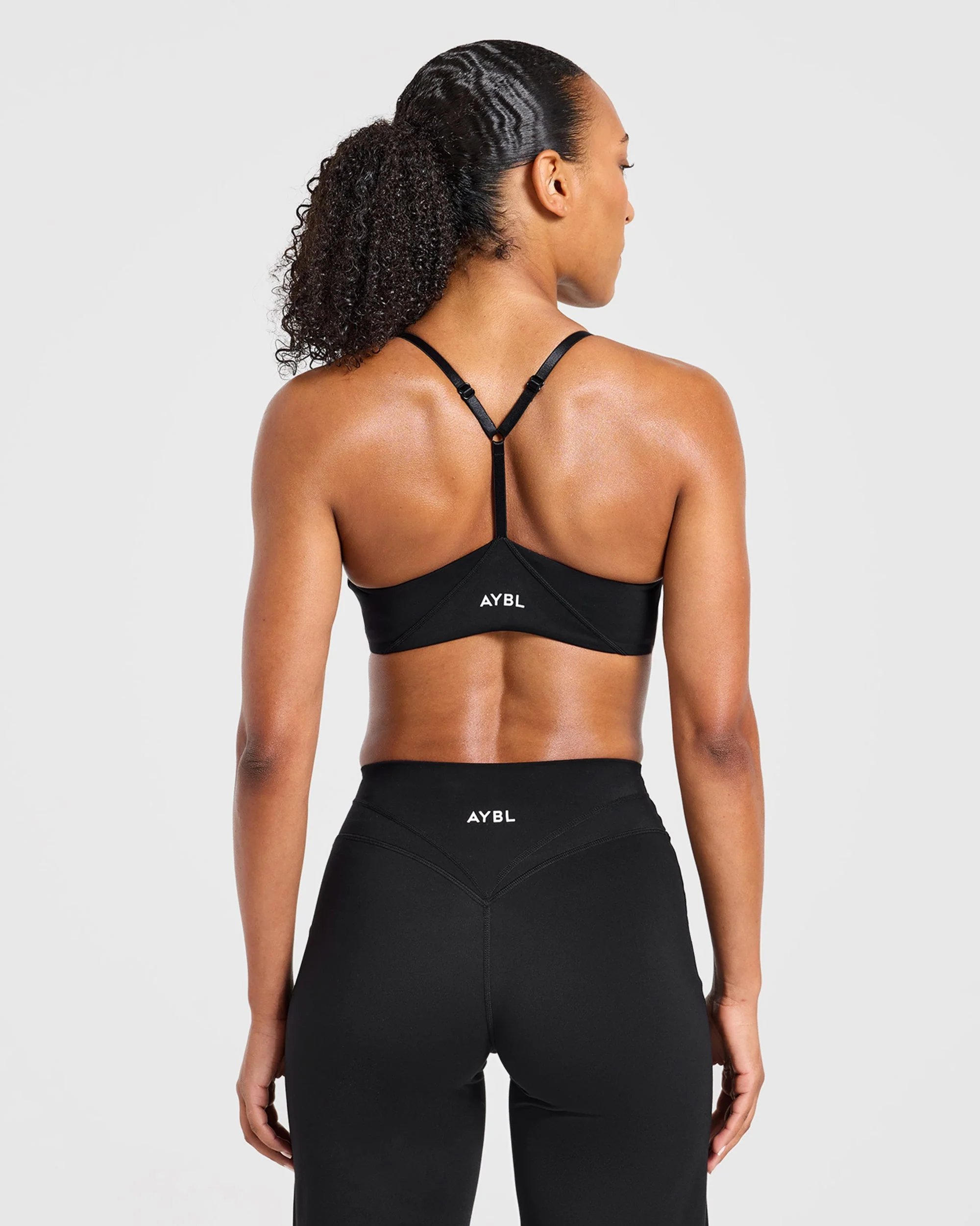 Engage Sports Bra - Noir - Image 2