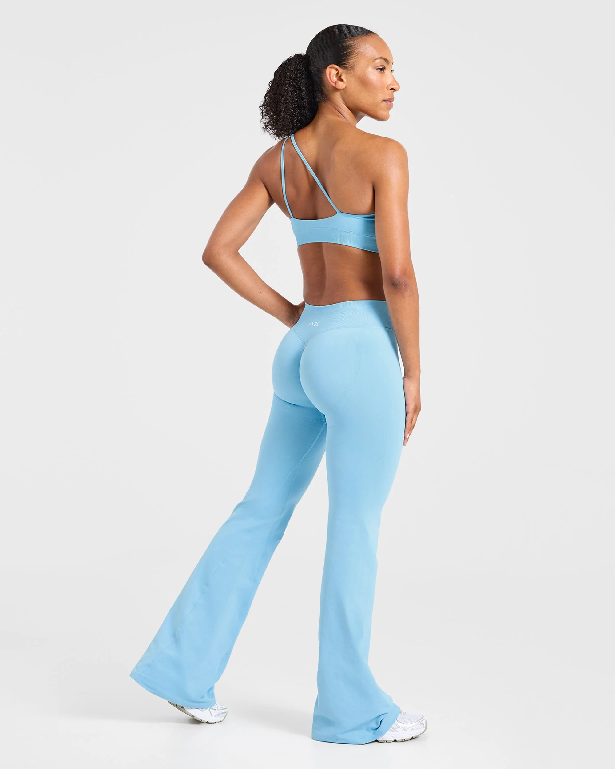 Enhance Seamless Flared Leggings - Powder Bleu - Image 4