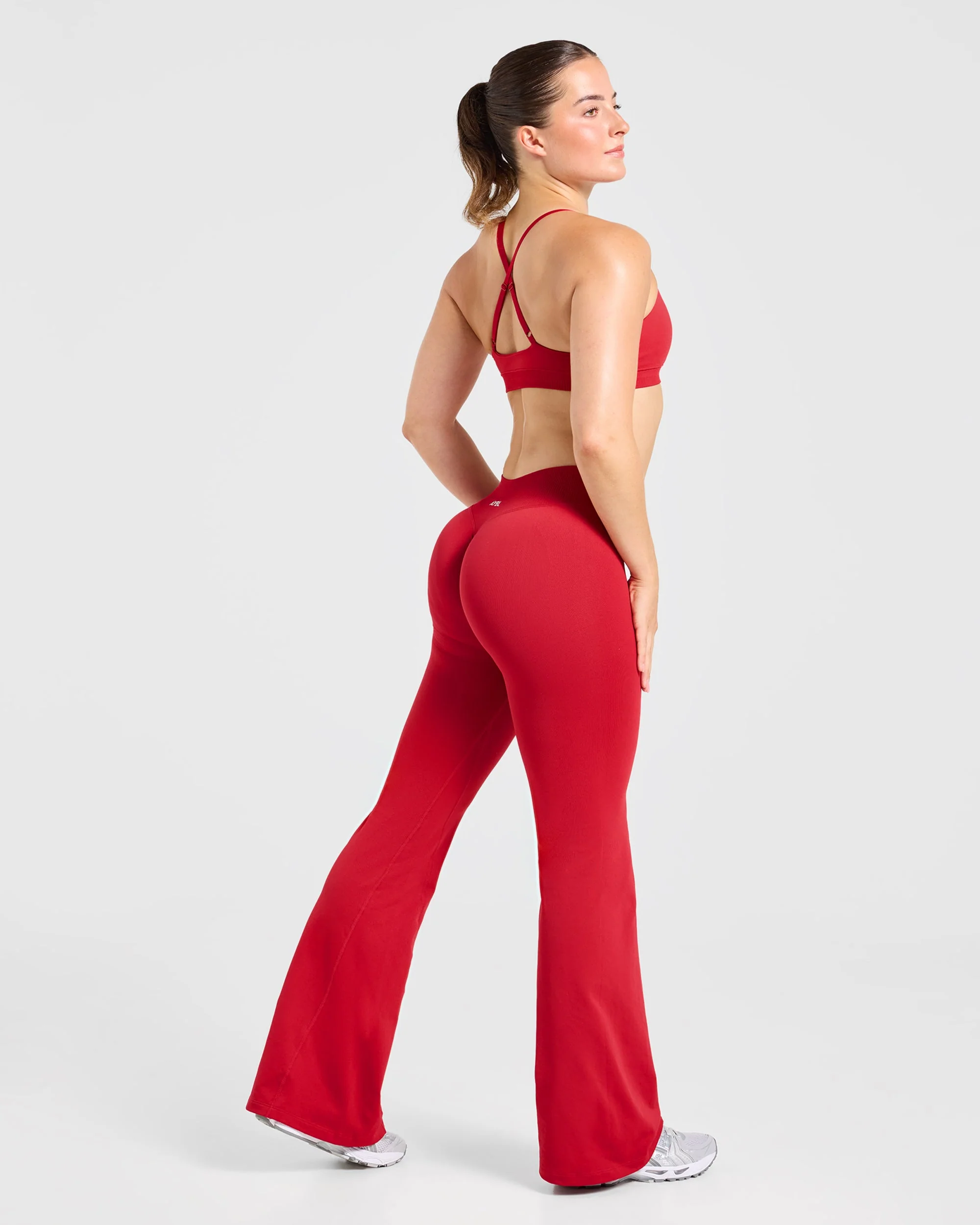 Enhance Seamless Flared Leggings - Rouge - Image 4