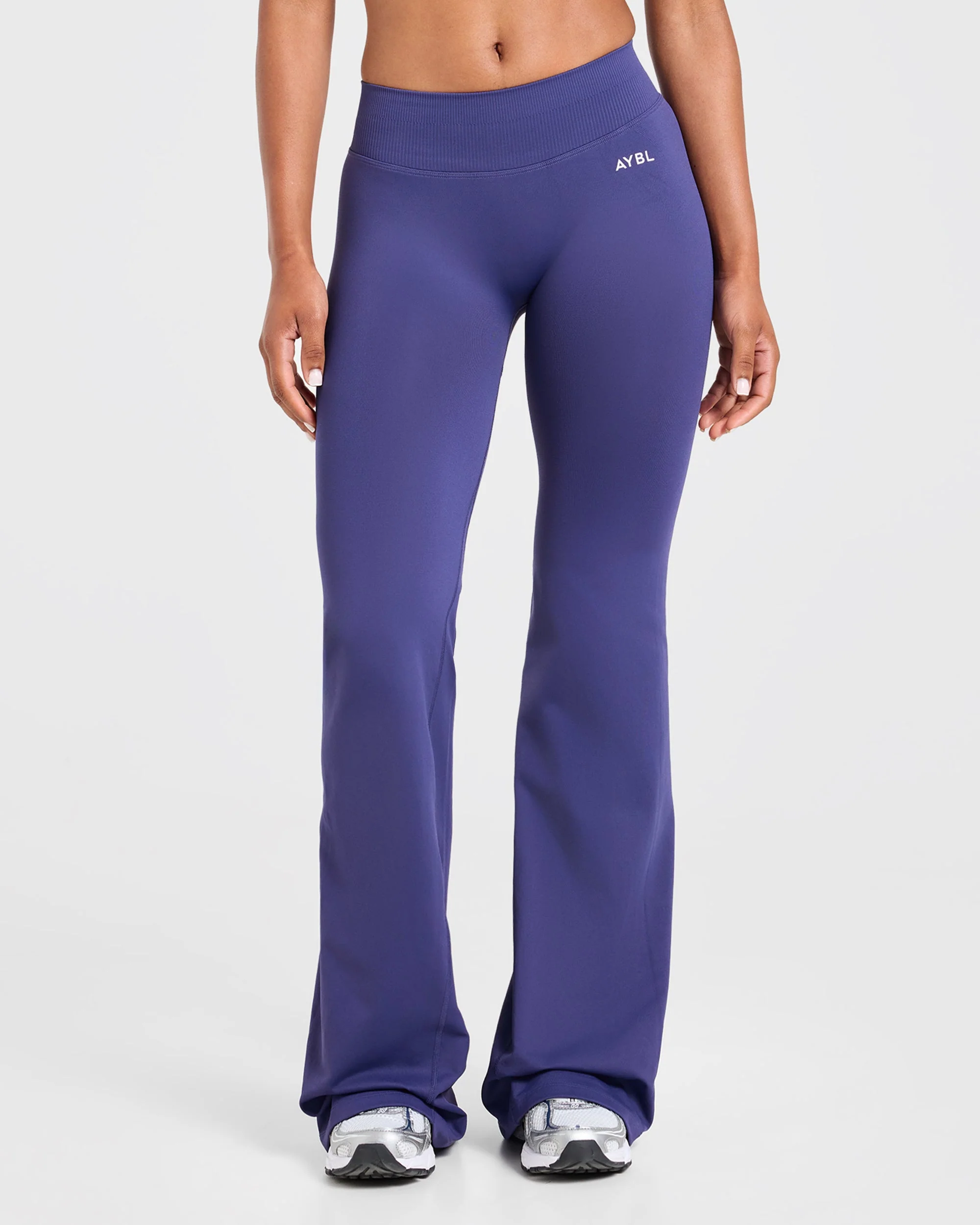 Enhance Seamless Flared Leggings - Storm Bleu - Image 2