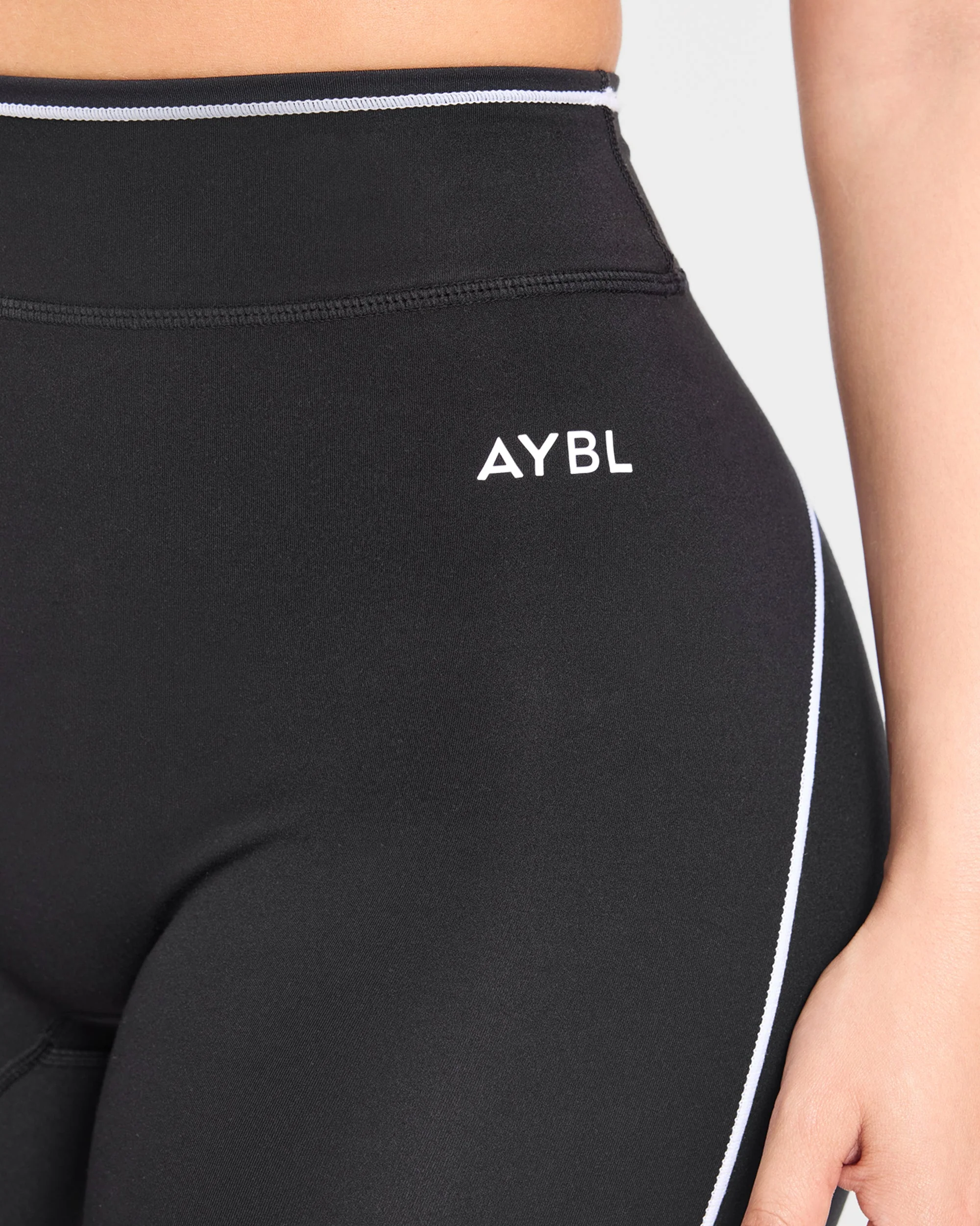 Form Capris - Noir - Image 5