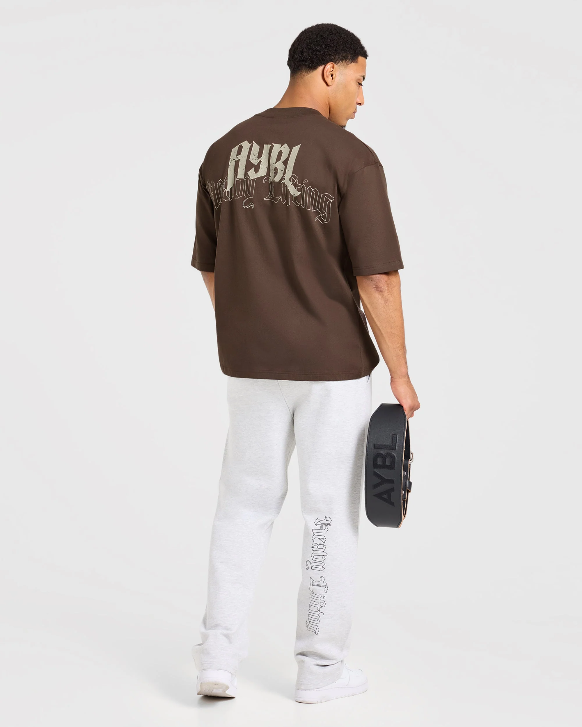 Heavy Lifting Gothic Oversized T Shirt - Marron/Crème - Image 8