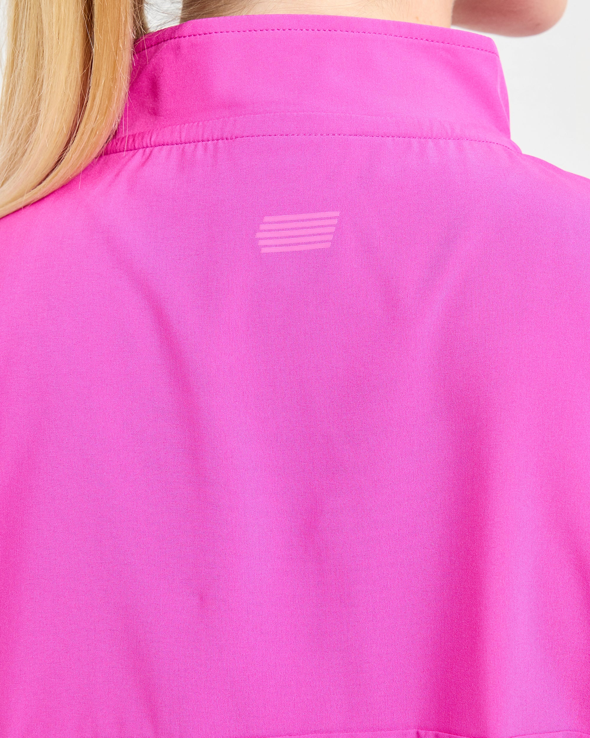 Run 1/2 Zip Jacket - Vibrant Magenta - Image 6
