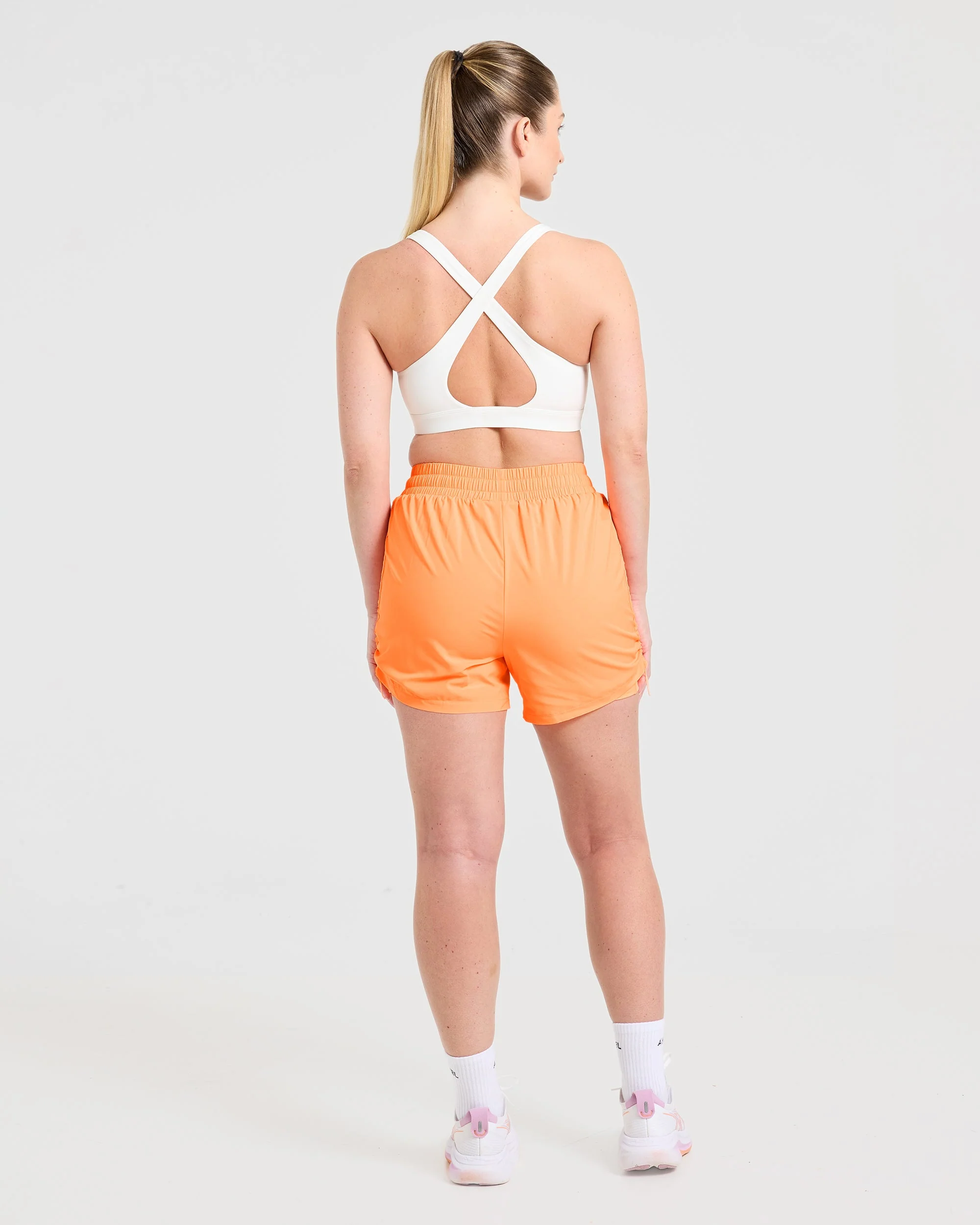 Run Cross Back Sports Bra - Blanc - Image 4