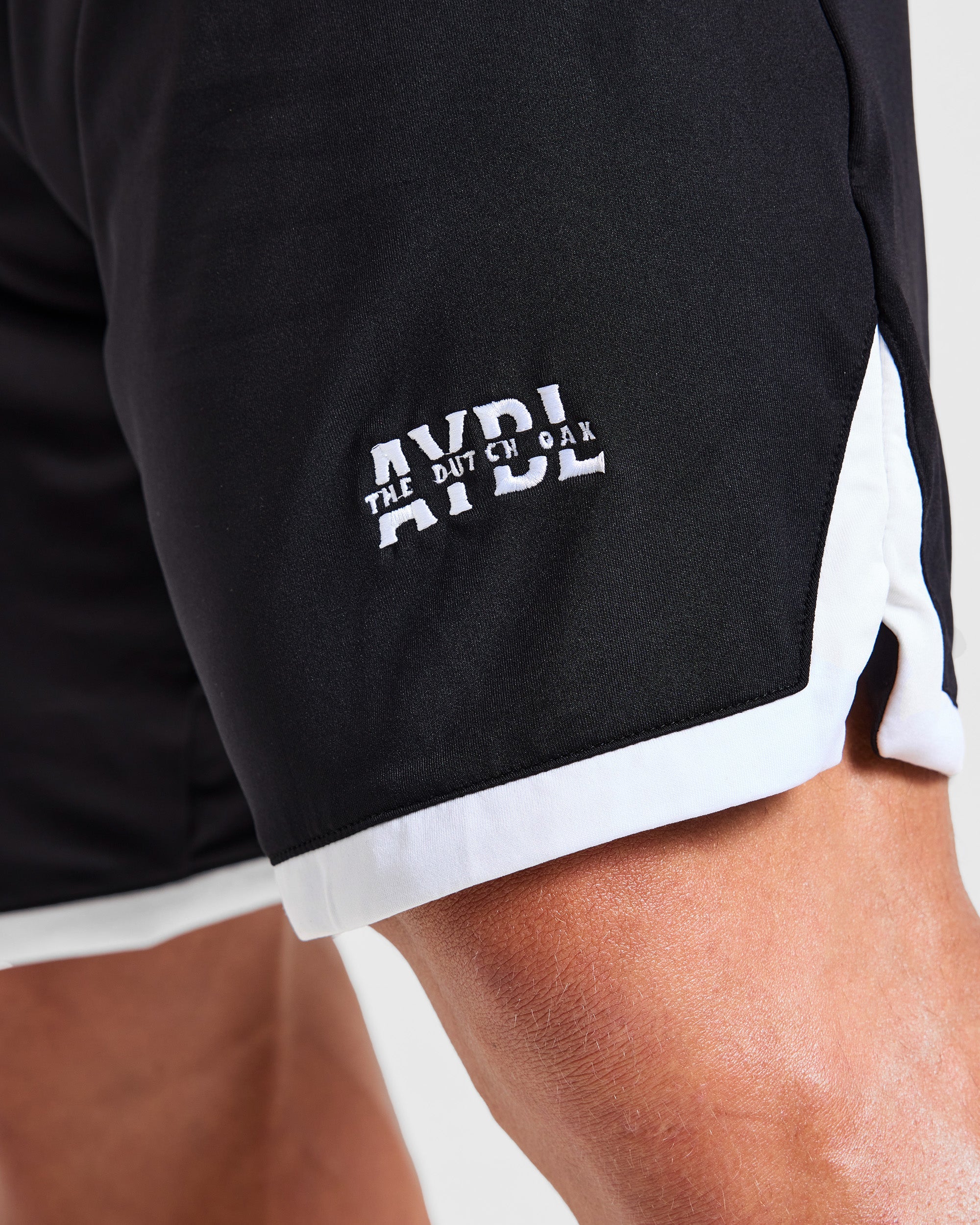 Wesley Vissers x Old School Contrast Shorts - Noir - Image 5